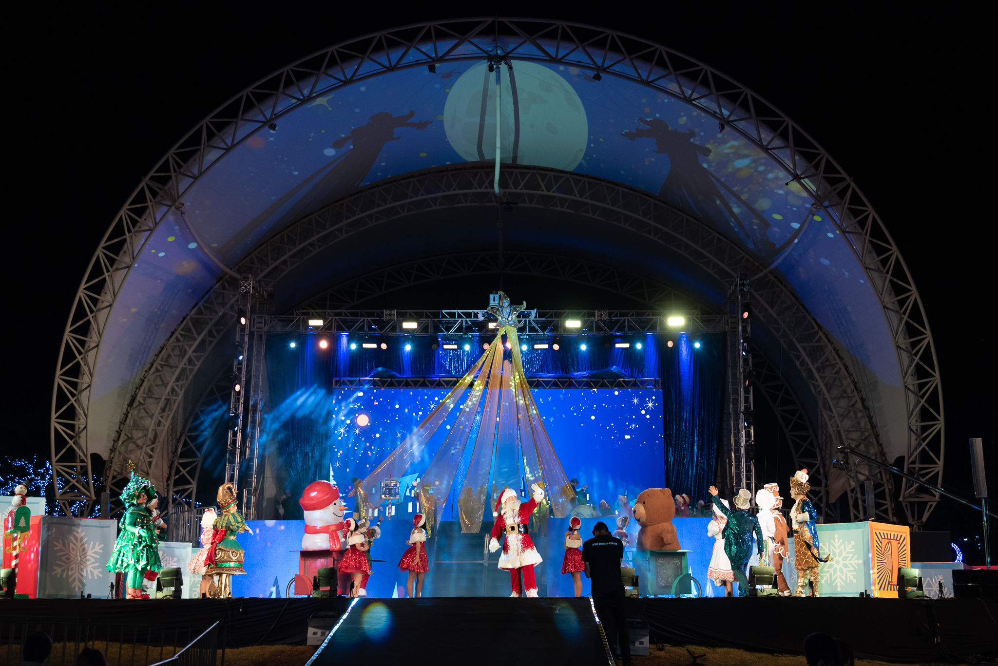 Abertura do Natal no Gramadão consagra Foz como um destino das festas de fim de ano