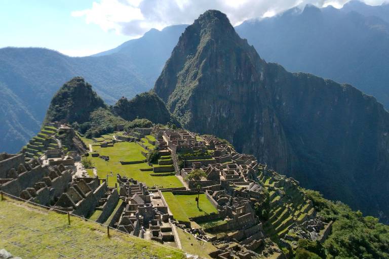 Machu Picchu Brasil marca posição sobre crise peruana