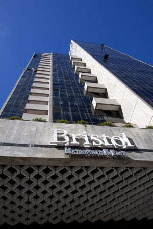 Rede Bristol completa 30 anos de atuação nacional