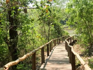 Aragarças atrai por suas águas termais com propriedades medicinais